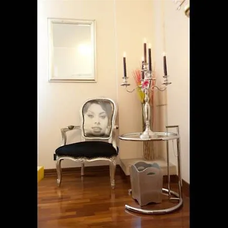 Relais Arena לינה וארוחת בוקר *
